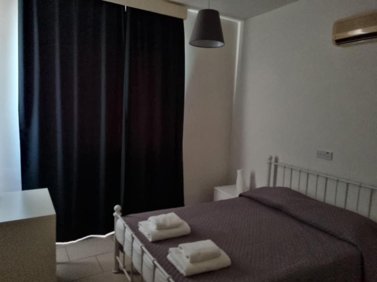 Cosy One Bedroom Apartment In Pafos Dış mekan fotoğraf